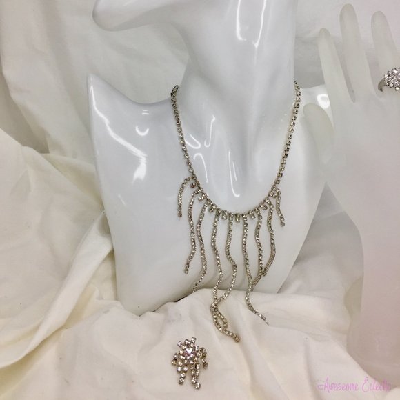 Vintage Rhinestone/Crystal Earrings, Necklace & Ring Set - Picture 9 of 10